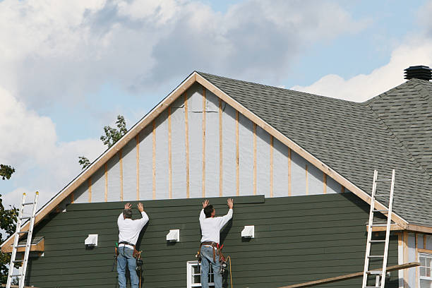 Professional Siding Repair technician working in Hanover, IN